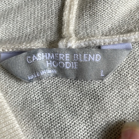 Members Mark Luxury Premiere Collection Cashmere Blend Women's Hoodie - Picture 10 of 13